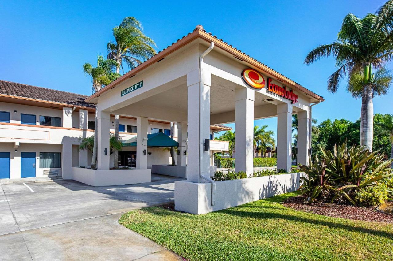 Econo Lodge Vero Beach - Downtown Exterior foto